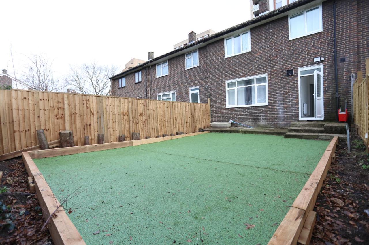 Abbeywood Station House London Apartment London