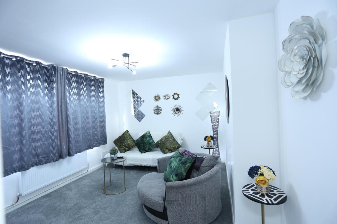 Abbeywood Station House London London