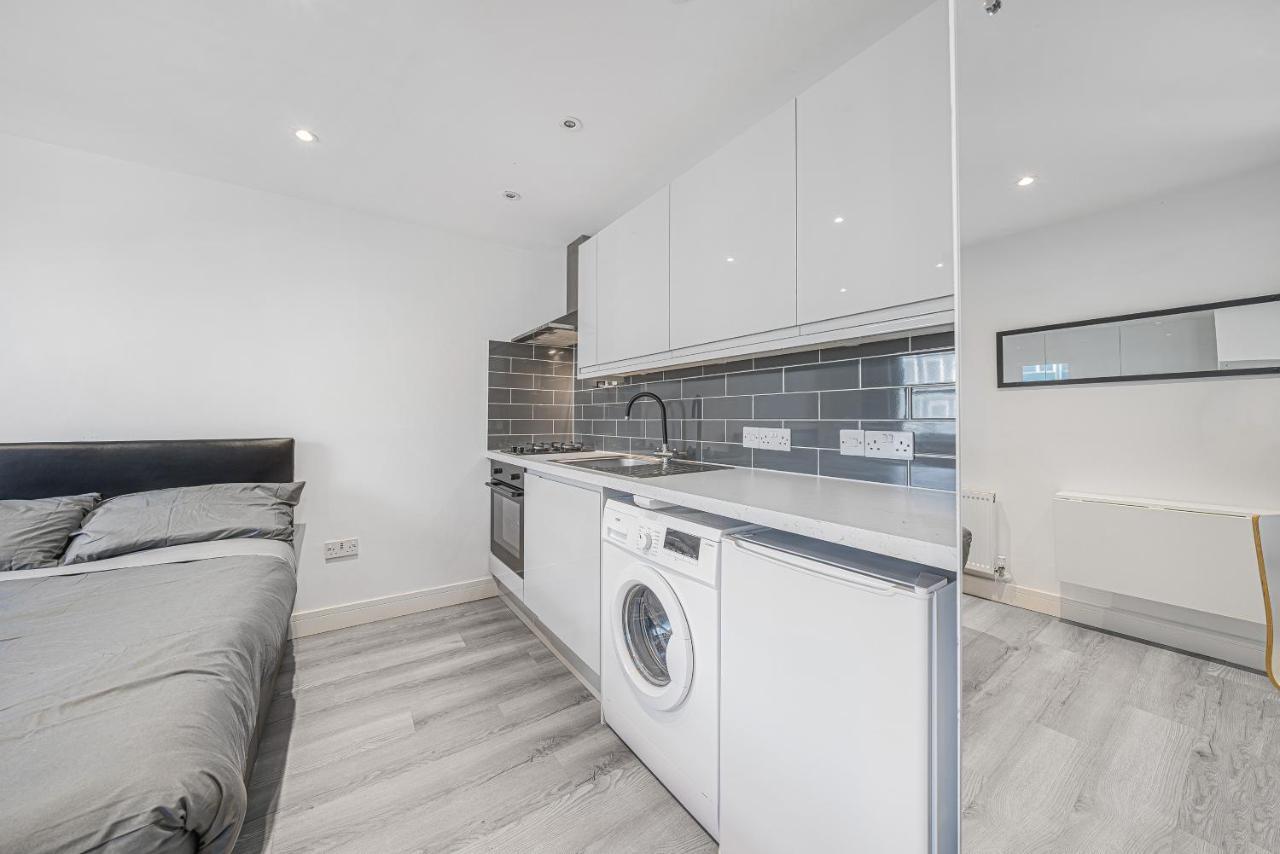 Floor Studio In Camberwell Leilighet London