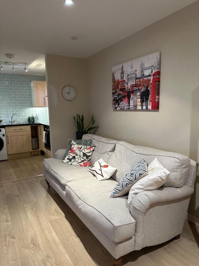 Apartamento Spacious,1 Bed, Large Balcony, Parsons St