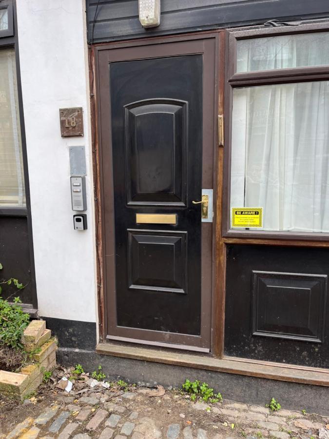 Flat In The Heart Of Golders Leilighet *