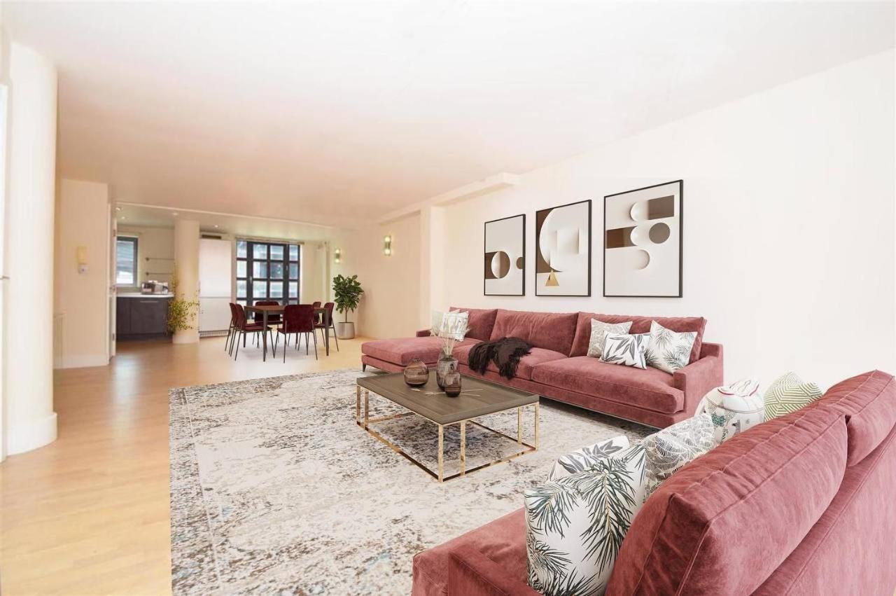 Lunar Bliss - Ultra Stylish Comfy - Up To 10 People Apartment London