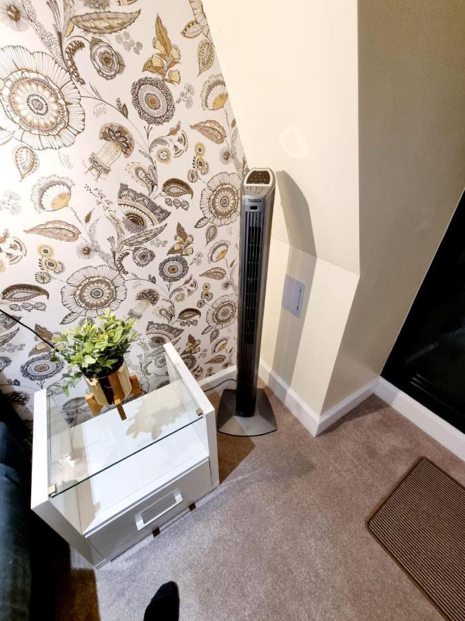 Leilighet Stylish With Terrace & Parking *