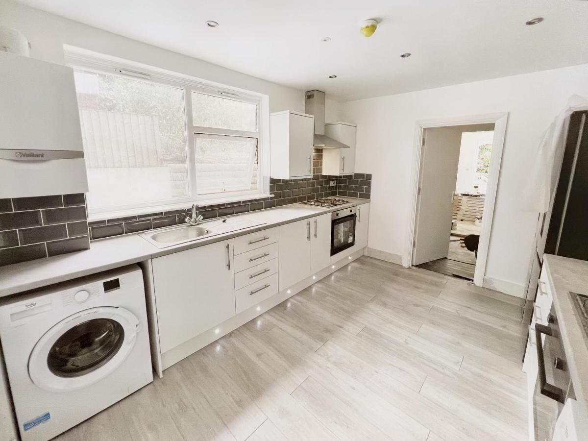 Modern In Centrally Located - 4 * Londen