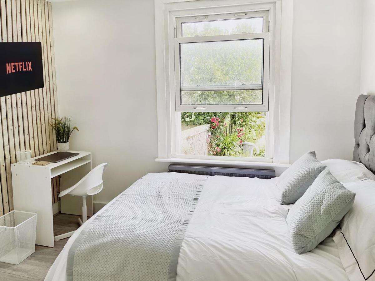 Modern In Centrally Located - 4 * Londen