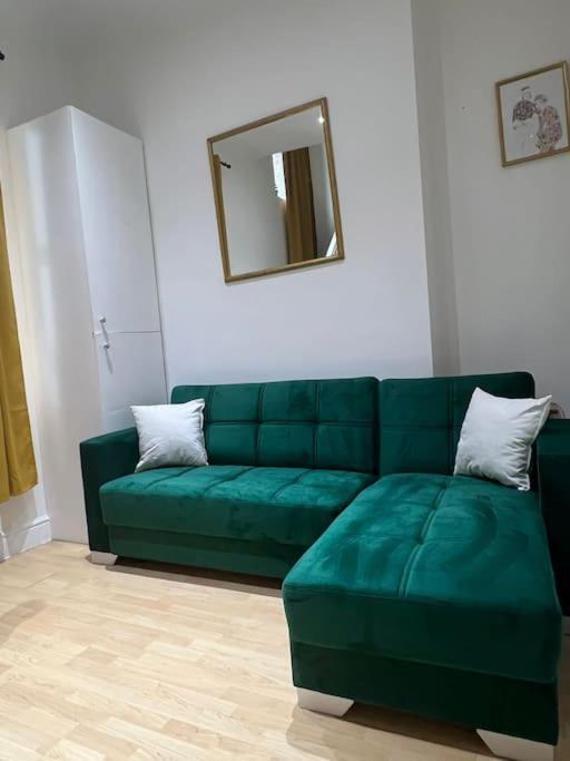 001- Lovely 3-bedroom Very Close To Oxford Street Londen