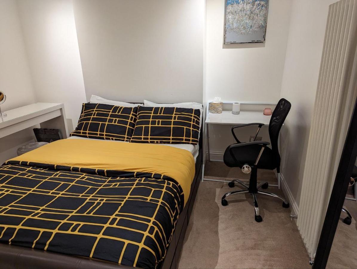 Fully-equipped Flat In The Of London. Apartment London