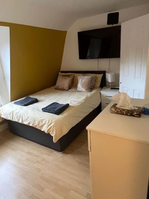 001- Lovely 3-bedroom Very Close To Oxford Street * Londen