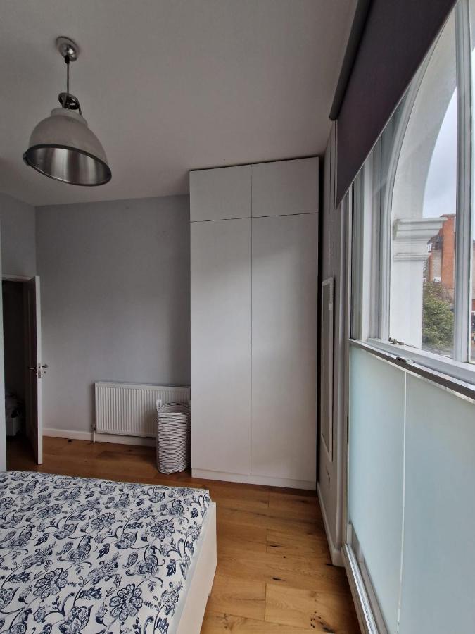 Garden 20 Min Walk From Camden Town & Kings Cross St Pancras Londen