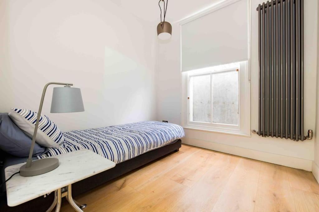Stunning Notting Hill, 3 Bd, Fine Street, Garden London