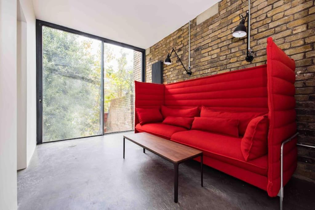Stunning Notting Hill, 3 Bd, Fine Street, Garden Apartment