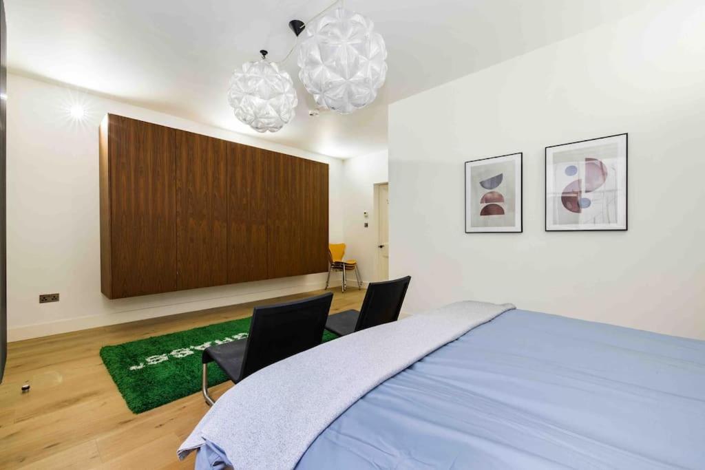 Stunning Notting Hill, 3 Bd, Fine Street, Garden *