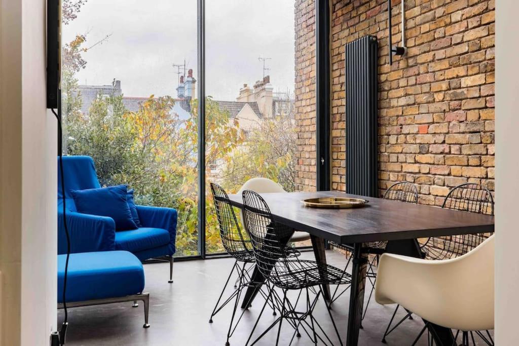 Stunning Notting Hill, 3 Bd, Fine Street, Garden London