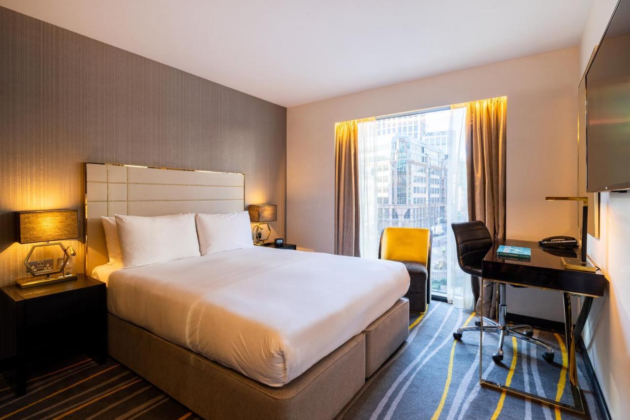 Saint 4* London