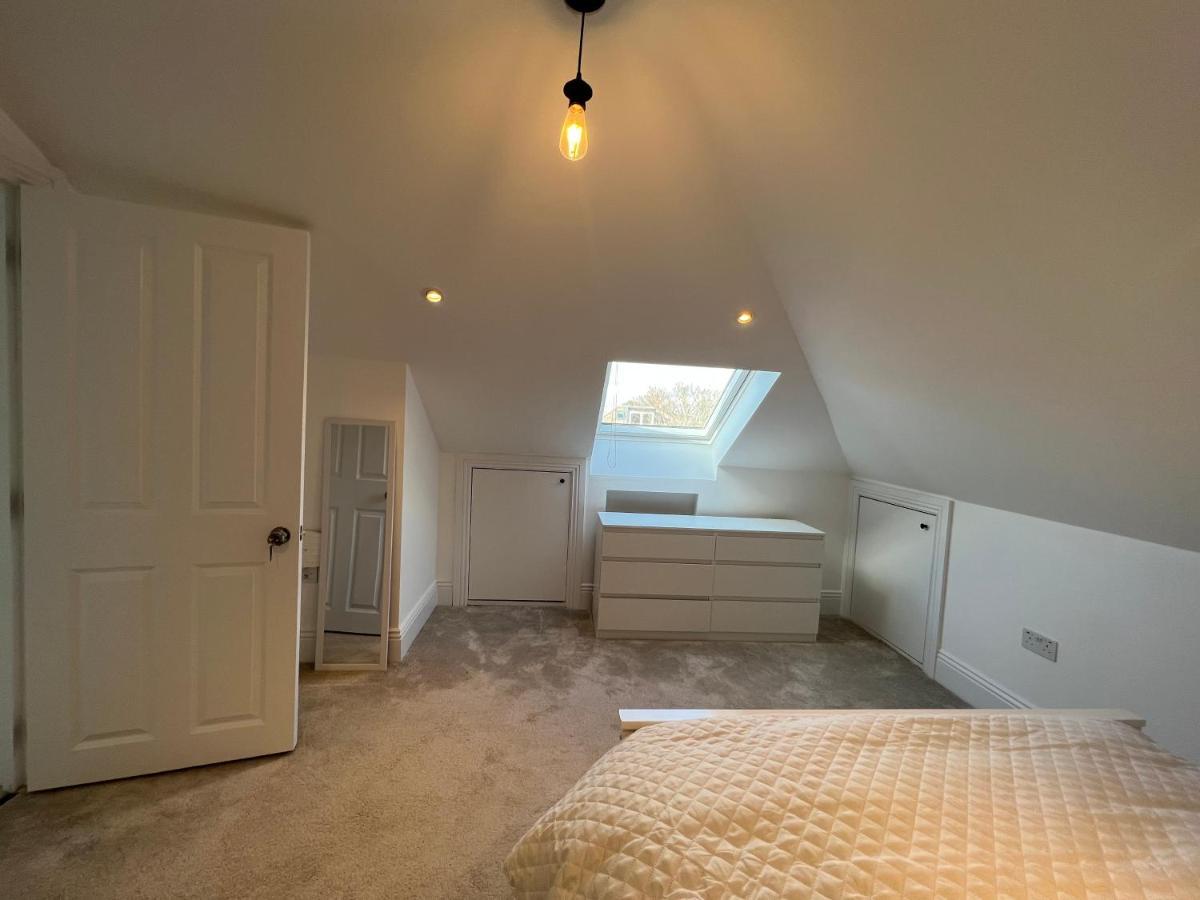 Homestay Blue Rain London