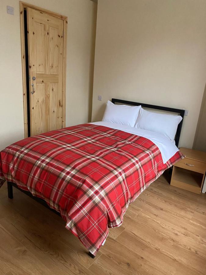 27 Argyle Square Hotel *