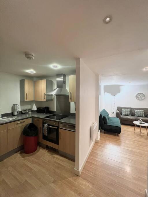 New Build 2 Bedroom With 2 Bath, London