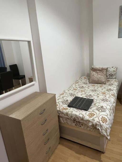 Appartement 001- Lovely 3-bedroom Very Close To Oxford Street *