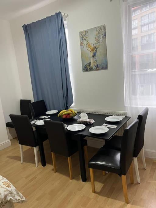 Appartement 001- Lovely 3-bedroom Very Close To Oxford Street *