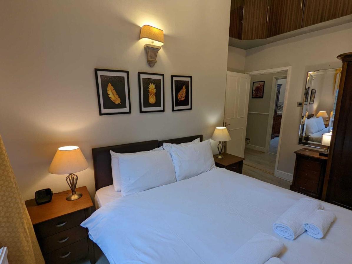 Castletown House Apartment London
