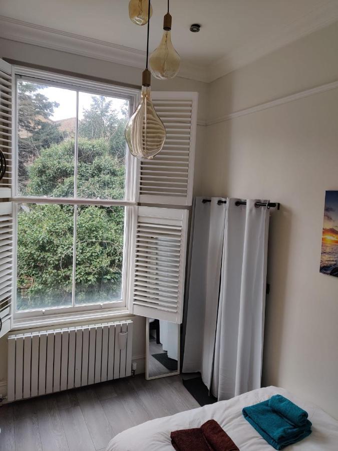 1 Bed Flat Near Little Venice And Paddington Leilighet