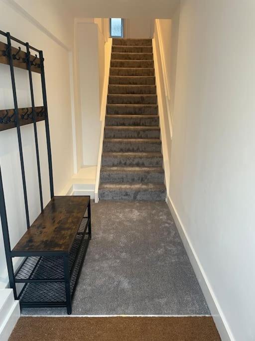 2 Bed Flat West Kensington/fulham Londen