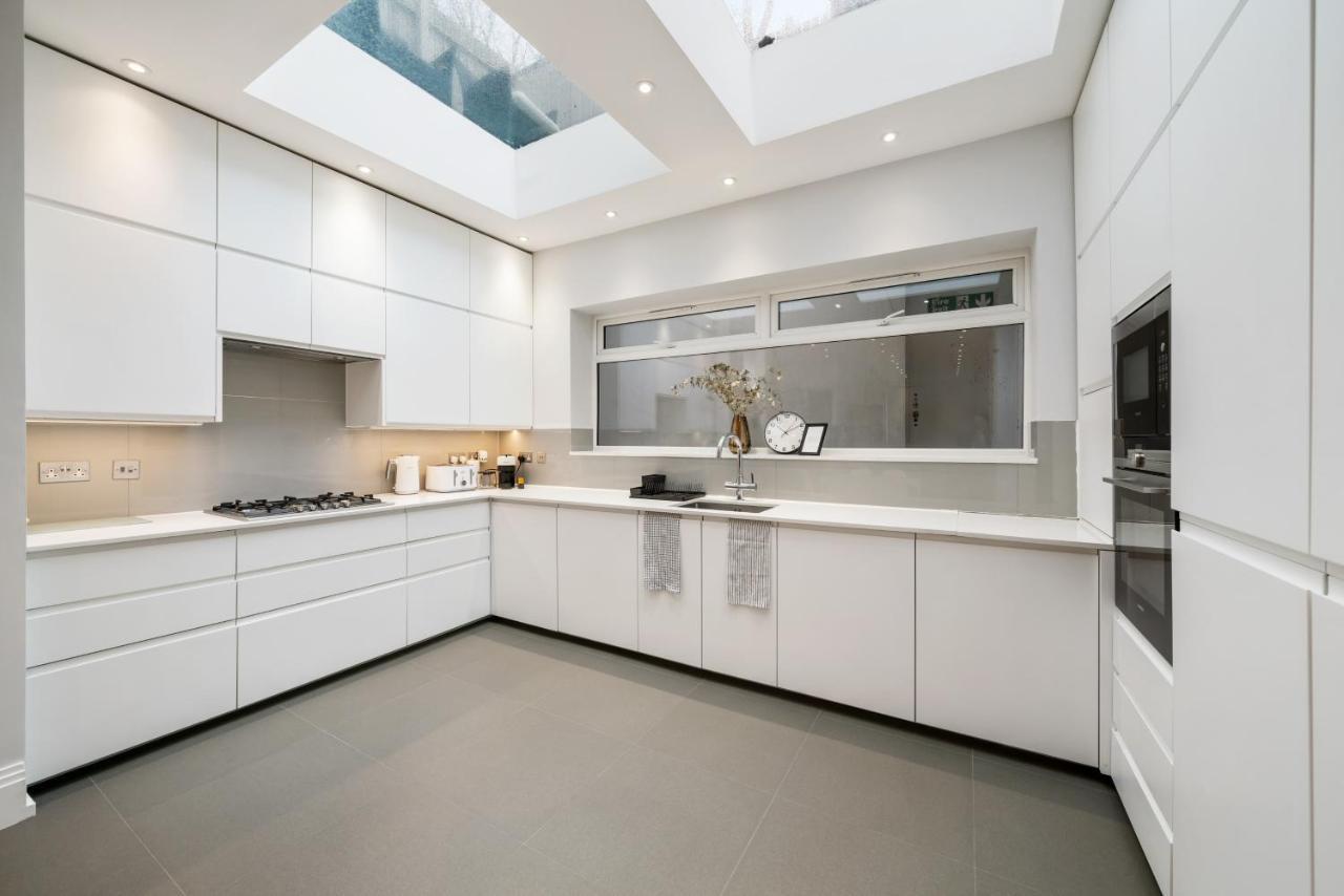Ferienhaus Modern 4 Bedroom Townhouse With Cinema In The Heart Of Se1 *