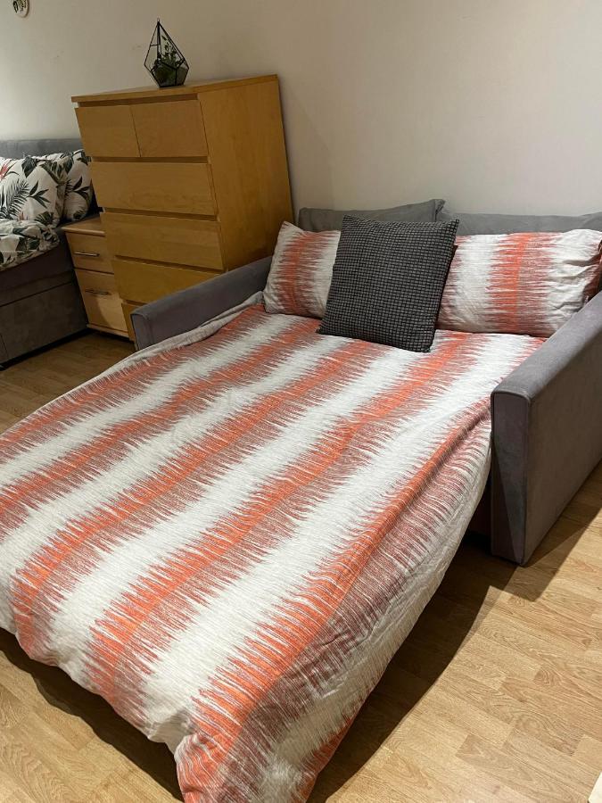 Large And Private Bathroom Londen