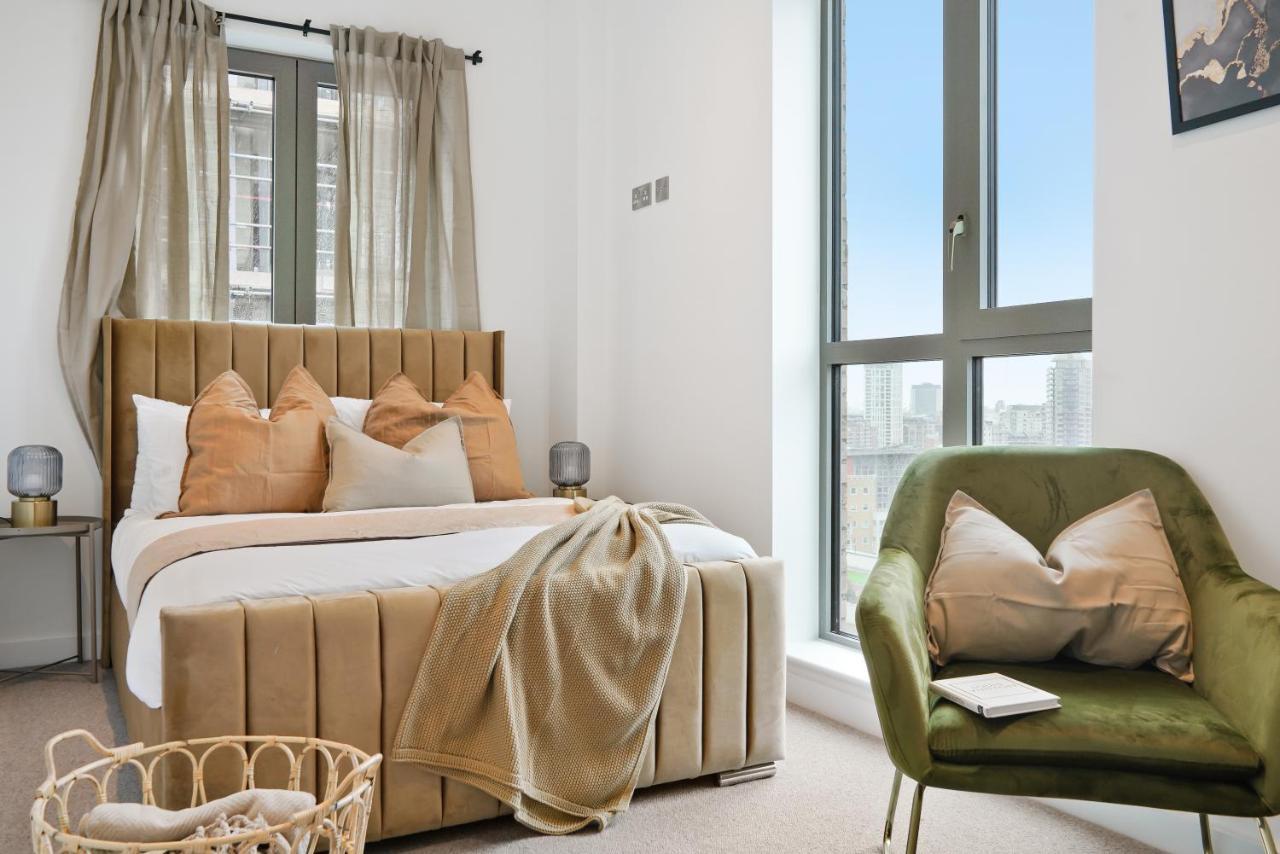 Luxury Penthouse With Enviable Views London