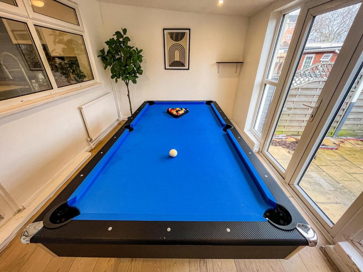 Swanky Townhouse In The Heart Of East Holiday home
