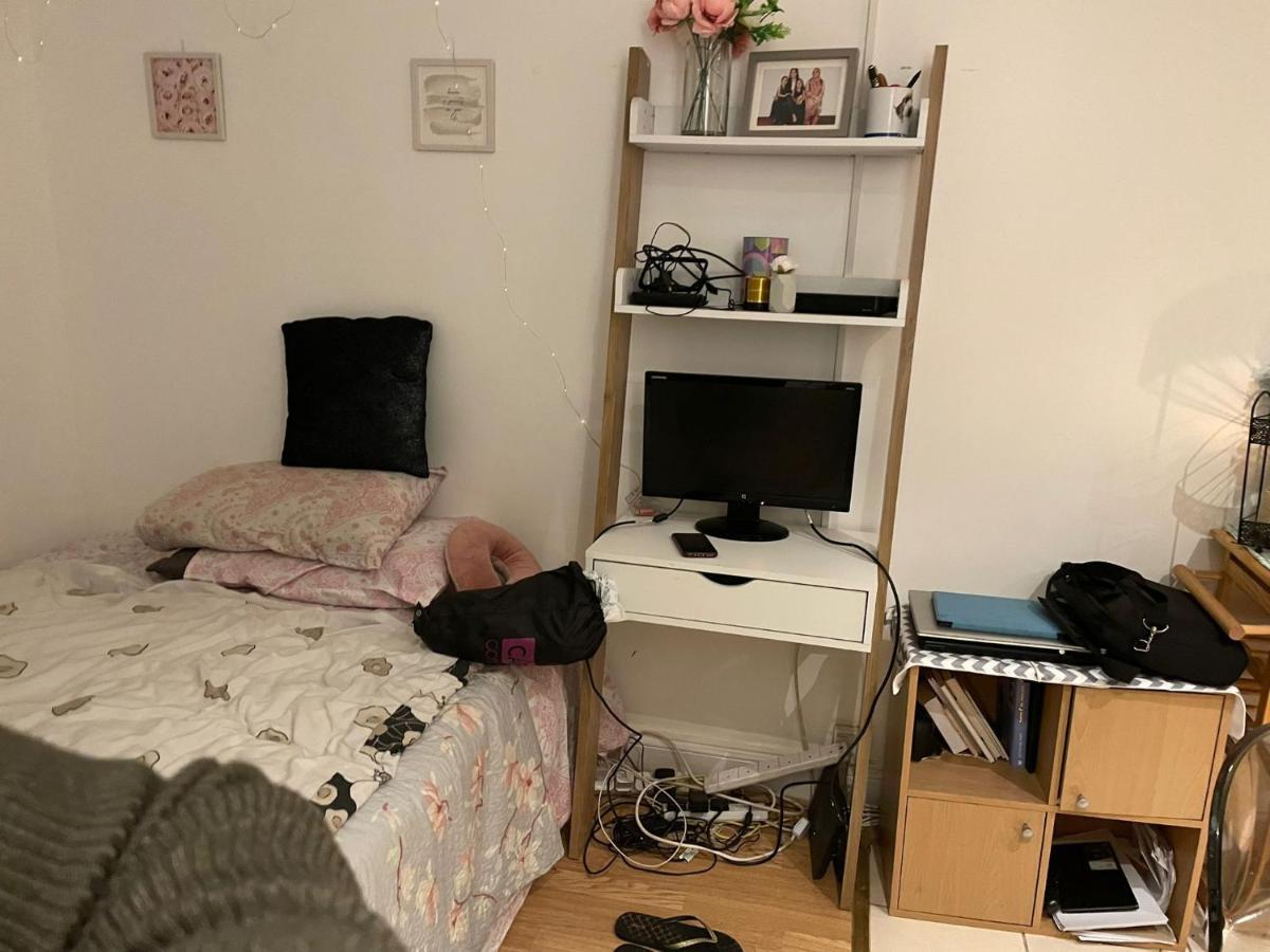 Apartment Studio Flat In Stratford