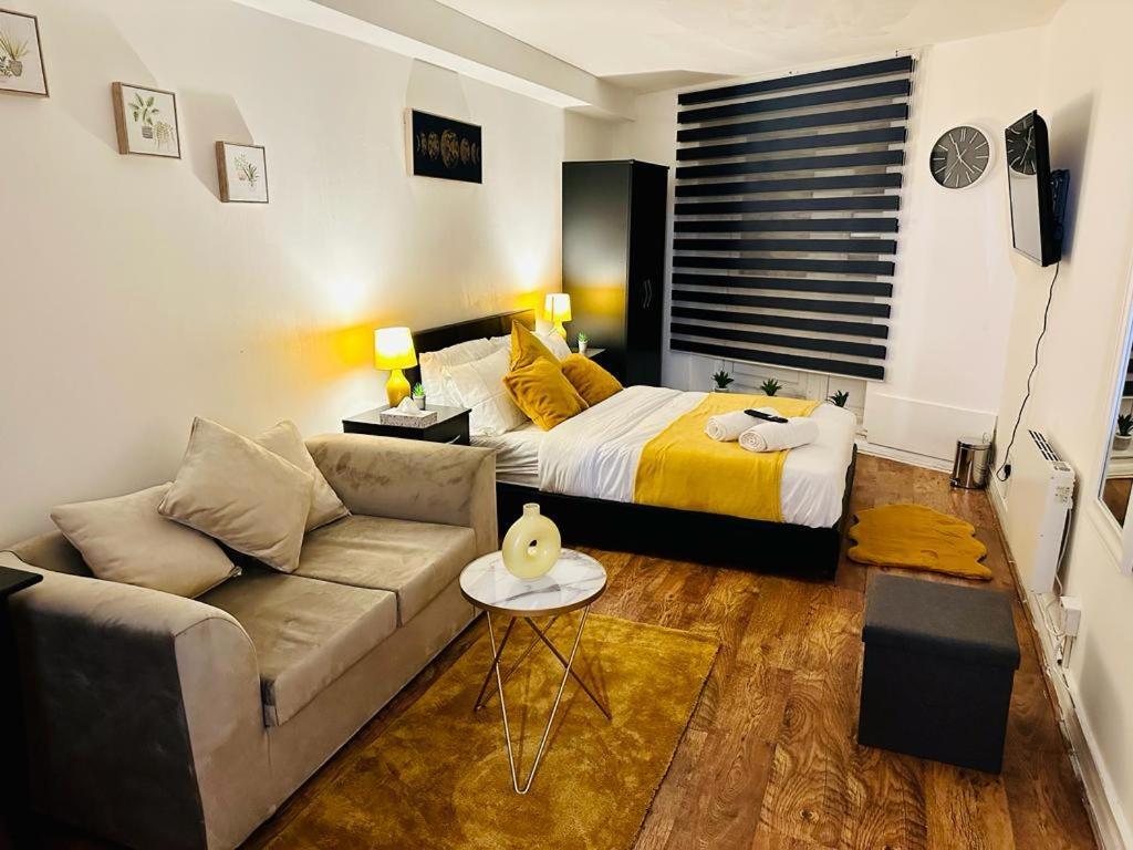 Premium Studio Flat 03 In Londen