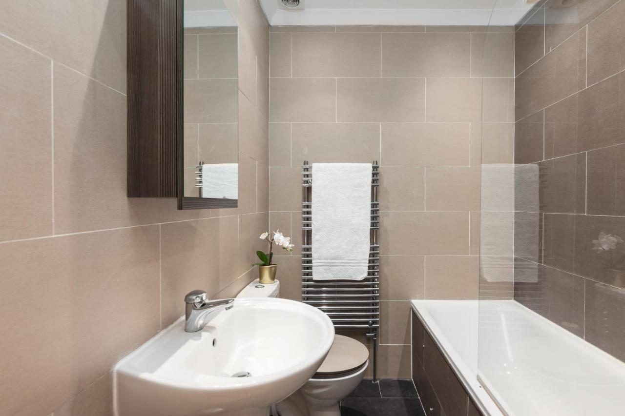 Feriehus Kensington Nest Serviced House London