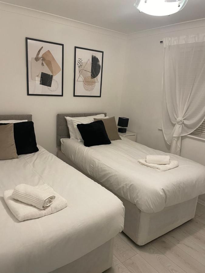 Stylish 1 Bedroom Close To Tooting Bec Station * Londen