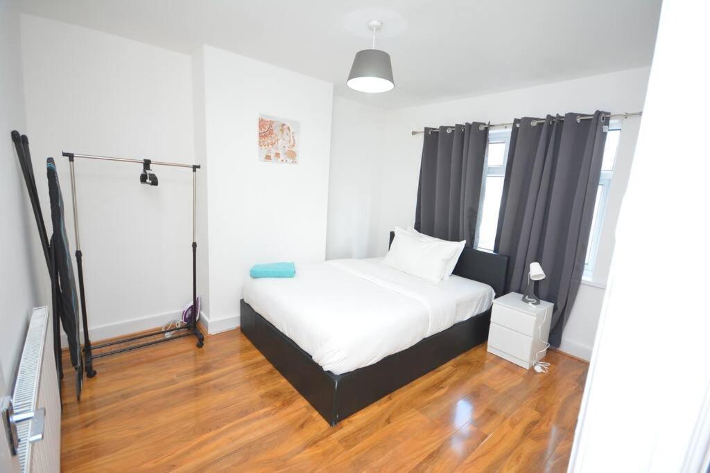 4 Bedroom House In East Ferienhaus London