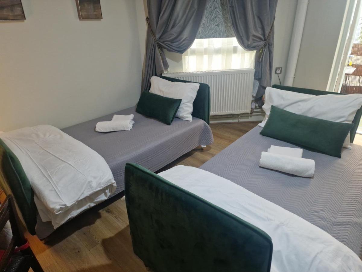 Apartment Gloucester Gardens