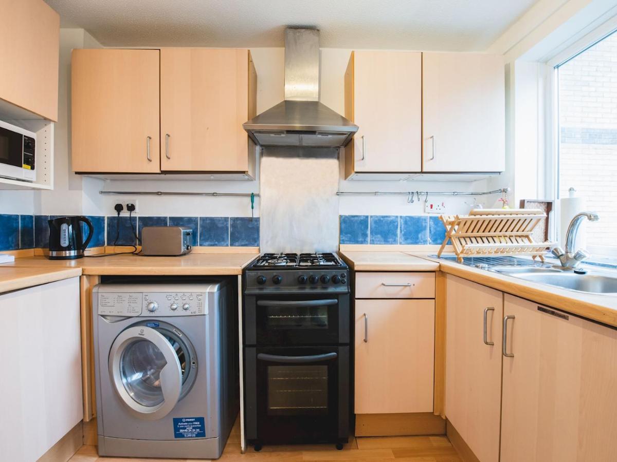 Pass The Keys Cosy Se House Near Tube Line