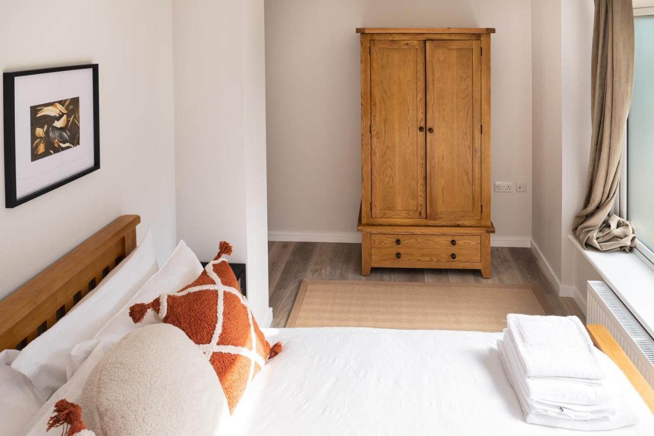 Amazing New Spacious In Se1 Leilighet *