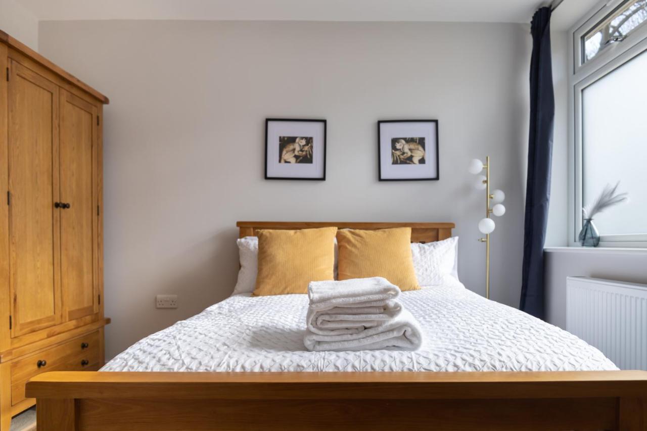 Amazing New Spacious In Se1 Leilighet