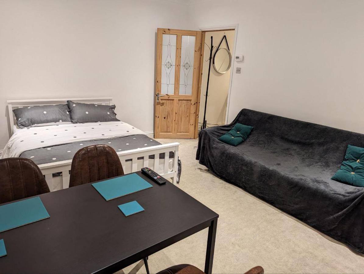 Fully-equipped Flat In The Of London. Apartment London