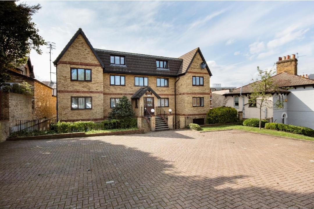 Spacious 2 Mins From Station Gasthuis *