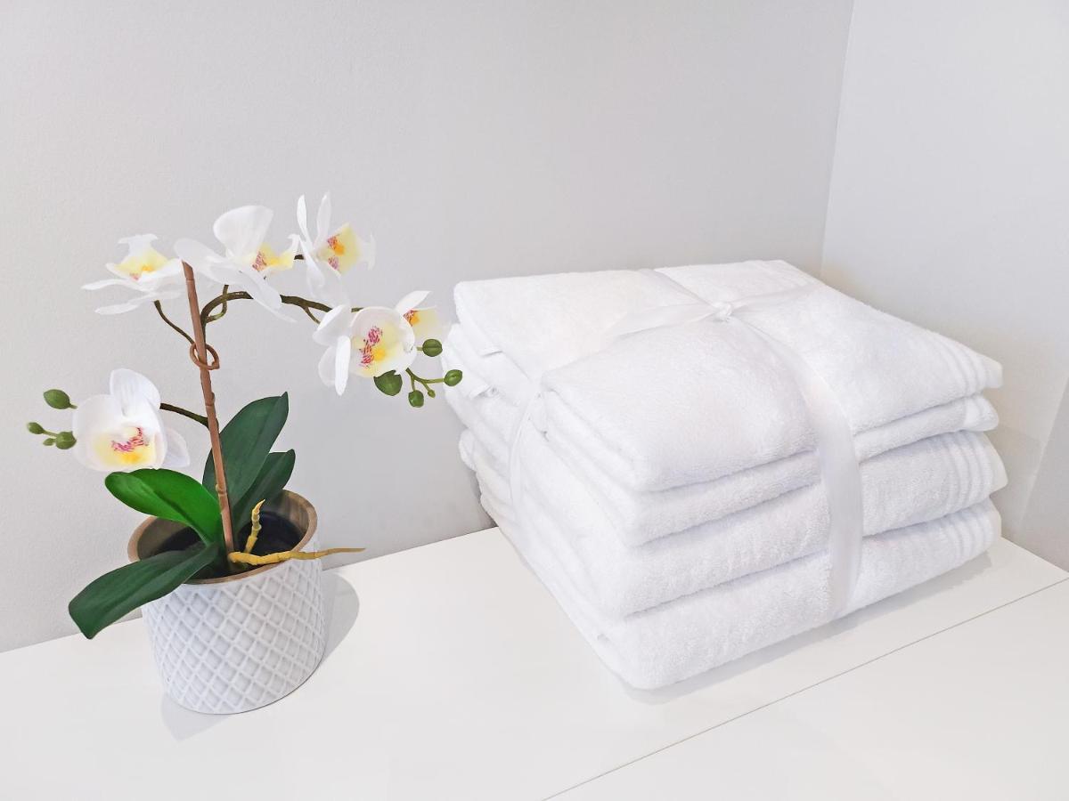 Chelsea Flat 10 Mins Harrods, Balcony, Gym, Air Conditioning