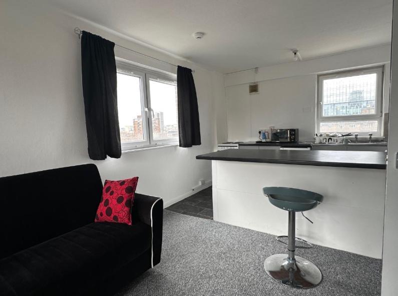 Appartement Spacious,1 Bed, Balcony, Southwark Londen