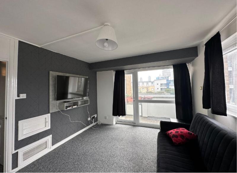 Spacious,1 Bed, Balcony, Southwark Appartement Londen