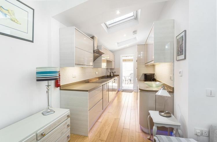 Apartment Kensington Retreat