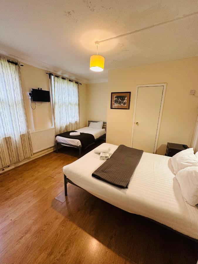 Thanet Annex 2* London