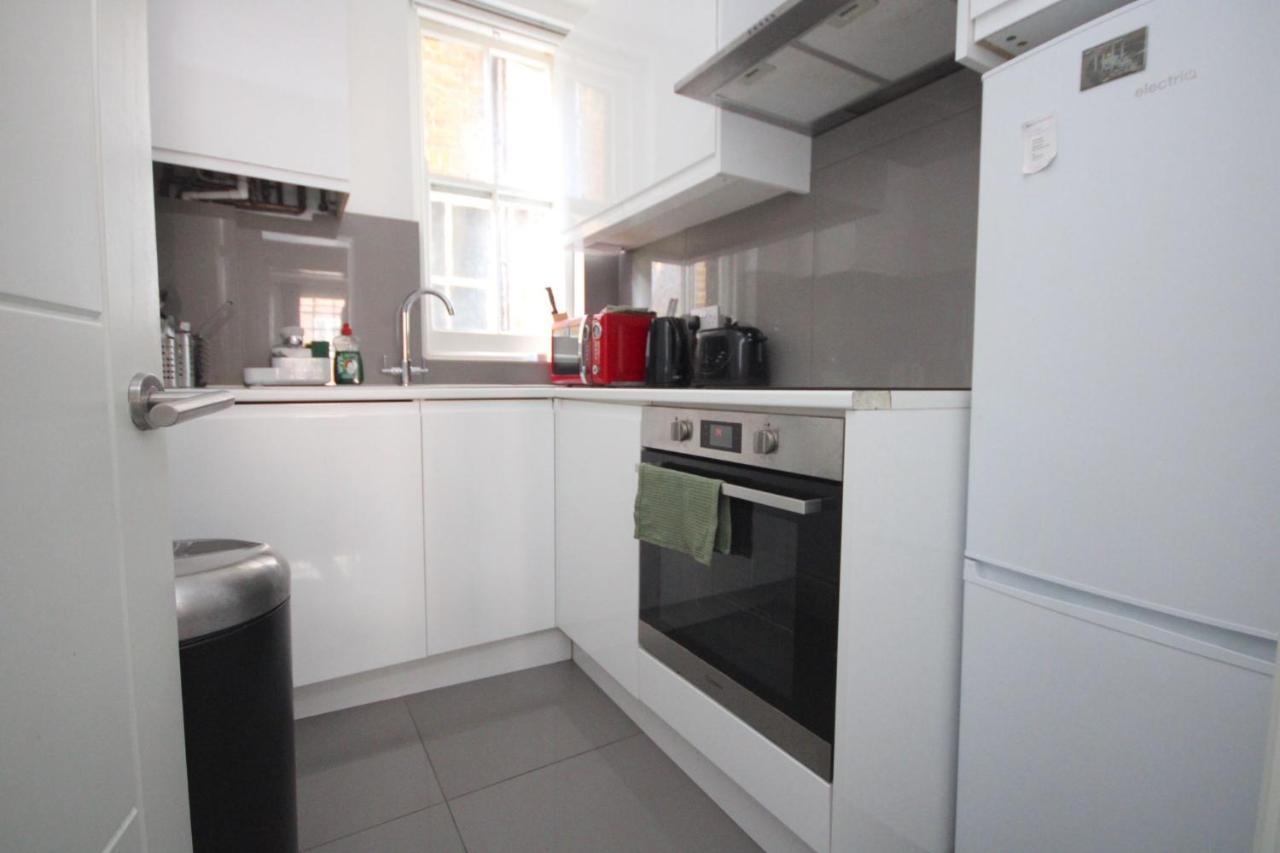 Marylebone Stays Steps From Baker Street Apartment *