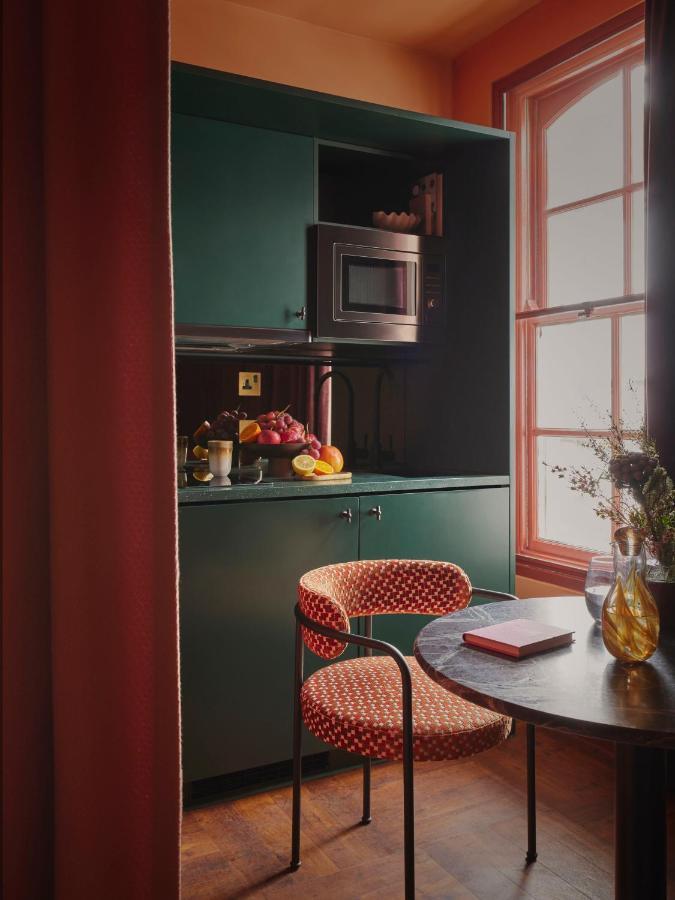 Ember Locke Kensington Hotell London