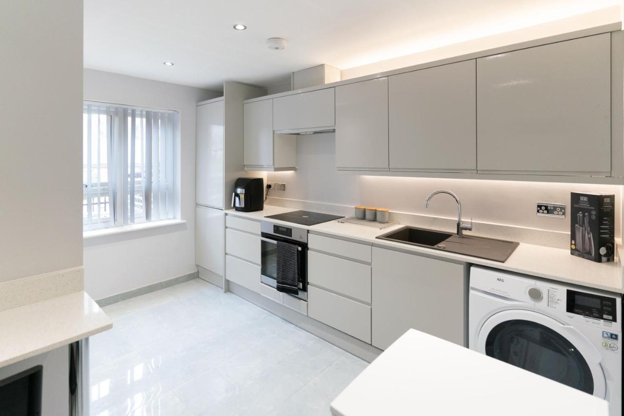 Luxury 5bd Guest house *