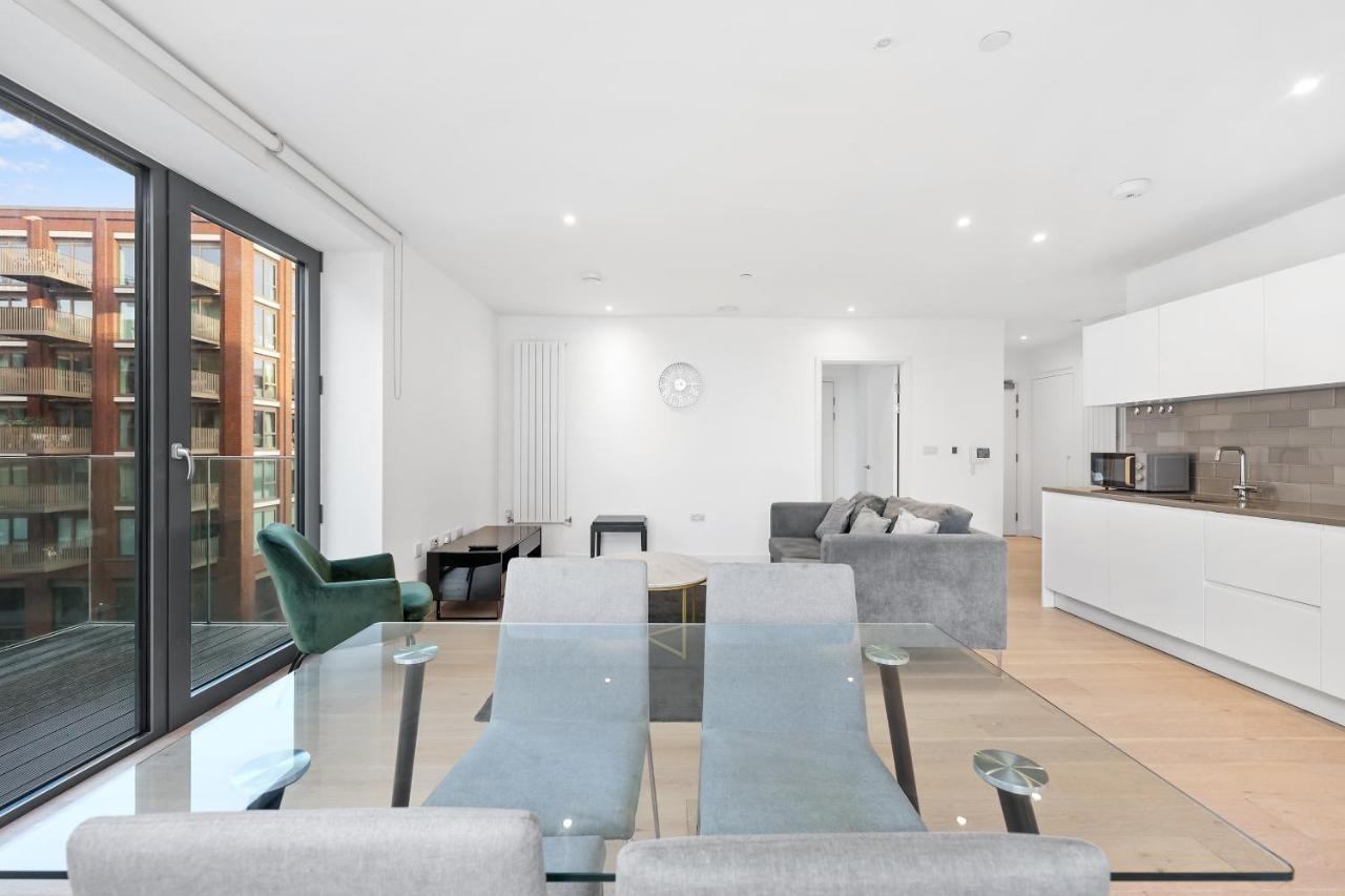 Riverside View Apartment